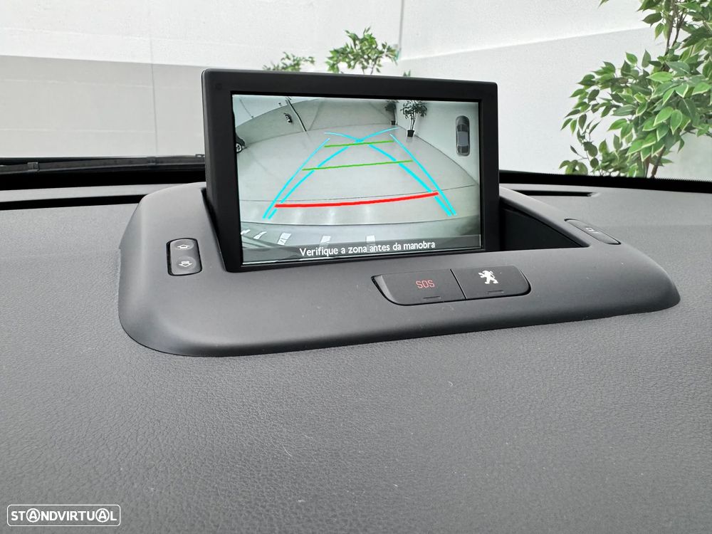 Peugeot 5008 2.0 BlueHDi Allure J17 - 25