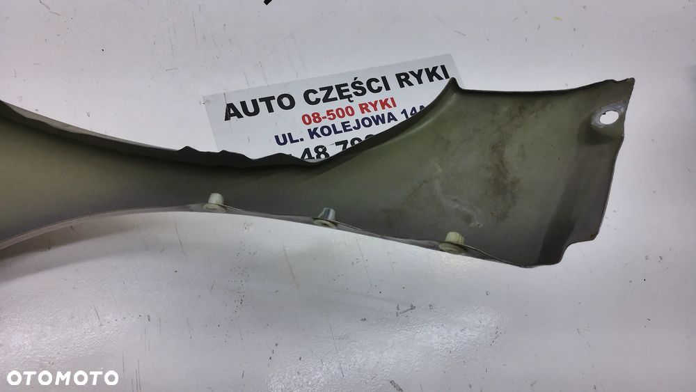 Nissan Micra K12 Błotnik Prawy  Przód C30 - 8