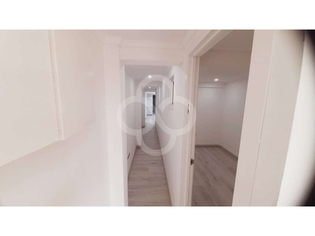 Espaço Comercial Transformado em Apartamento para Venda em Vale de ... - Grande imagem: 4/22