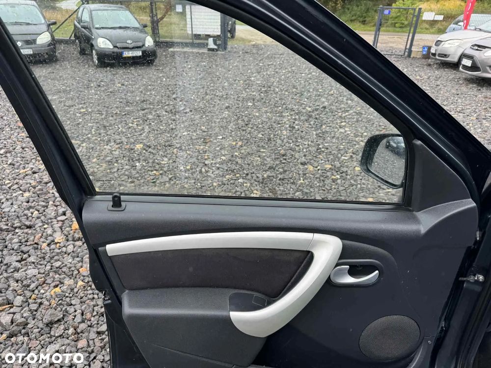 Dacia Logan MCV 1.6 Black Line - 10