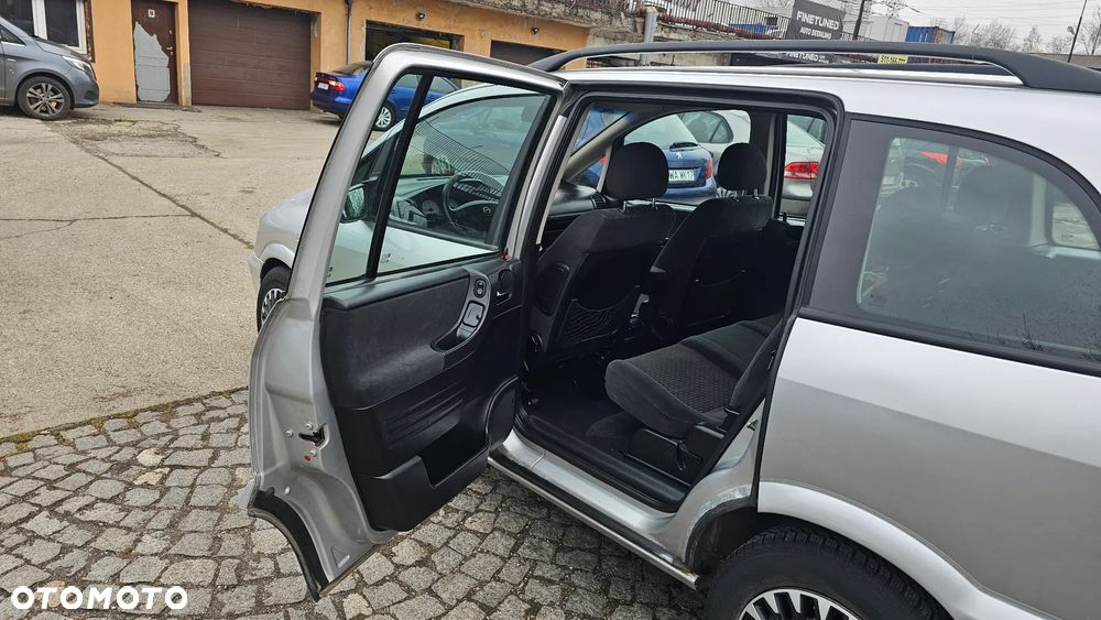Opel Zafira - 16
