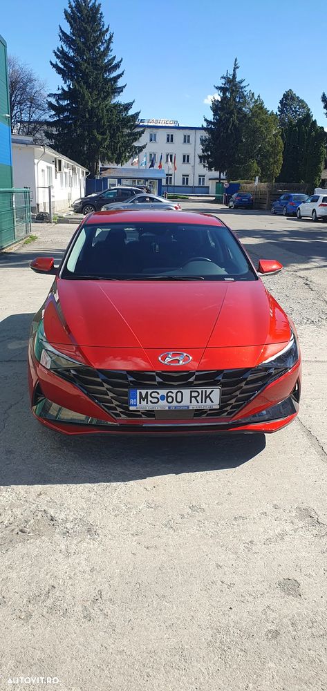 Hyundai Elantra 1.6 l 123 CP CVT Highway - 1