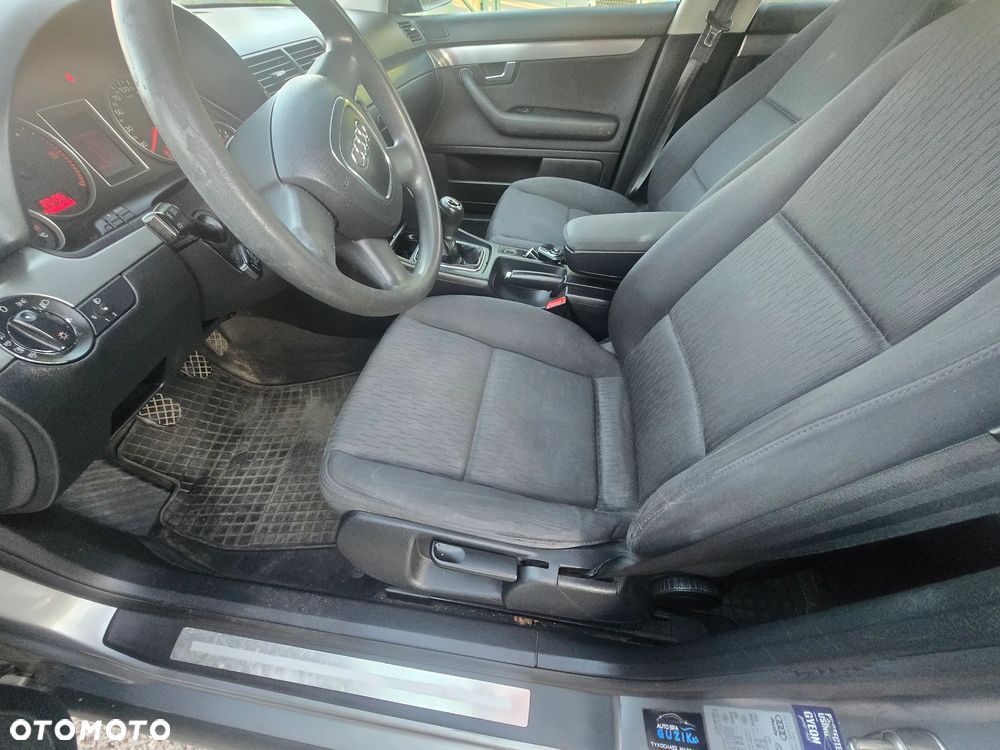 Audi A4 Avant 2.0 TDI - 16