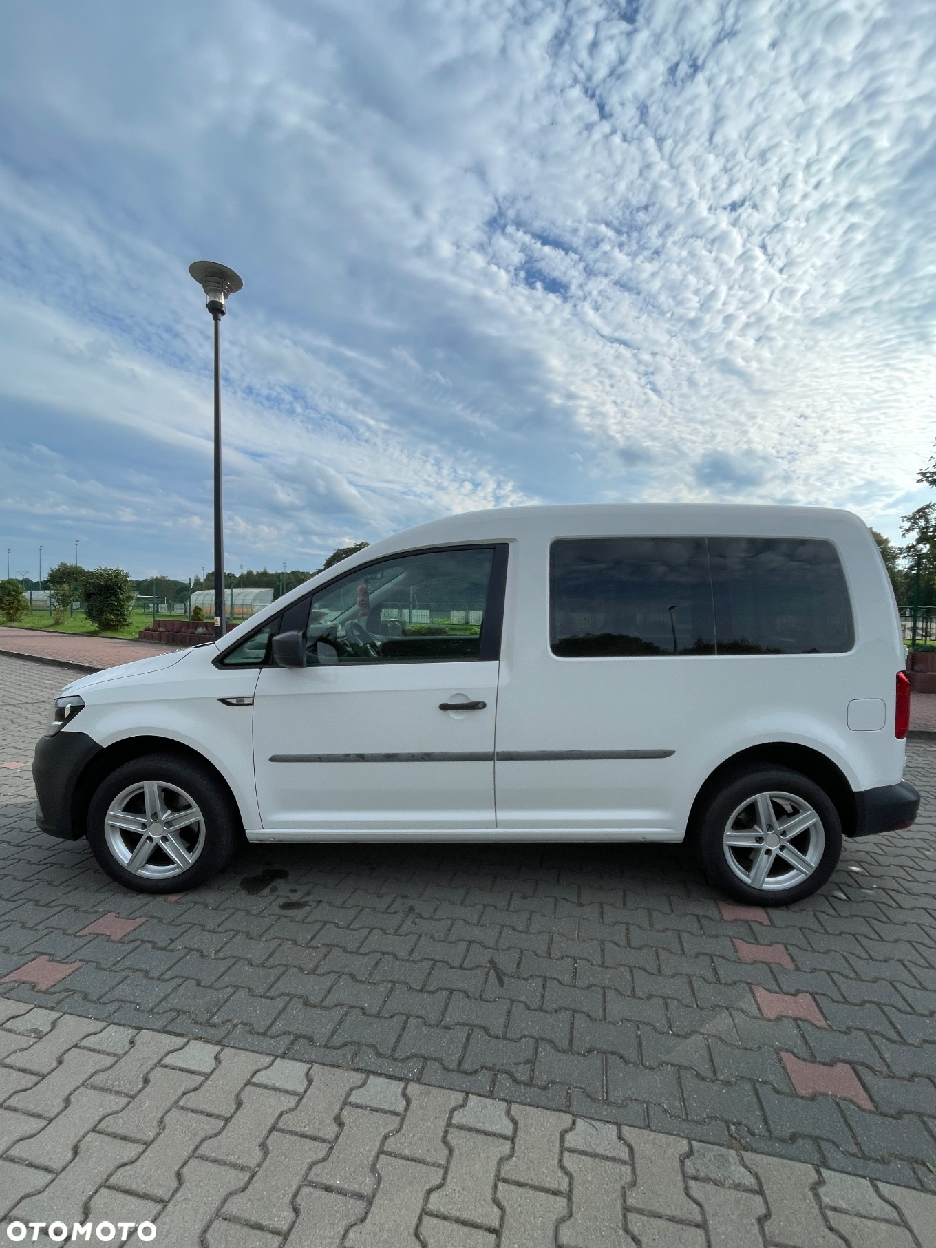 Volkswagen Caddy 1.0 TSI - 5