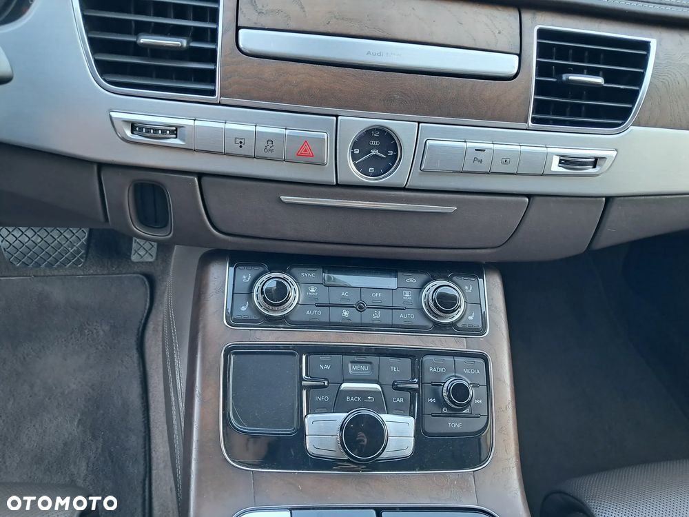 Audi A8 4.2 TDI DPF quattro tiptronic - 32