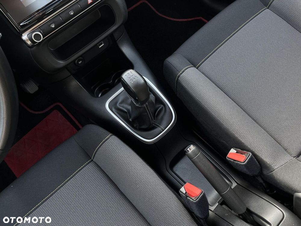 Citroën C3 1.2 PureTech Shine - 15