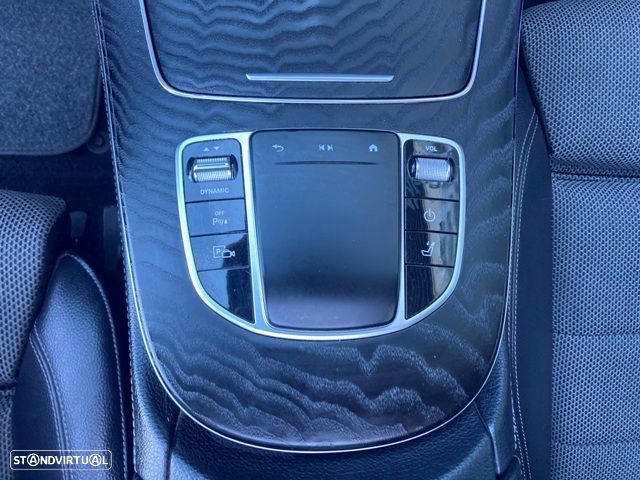 Mercedes-Benz E 300 de 9G-TRONIC AMG Line - 33