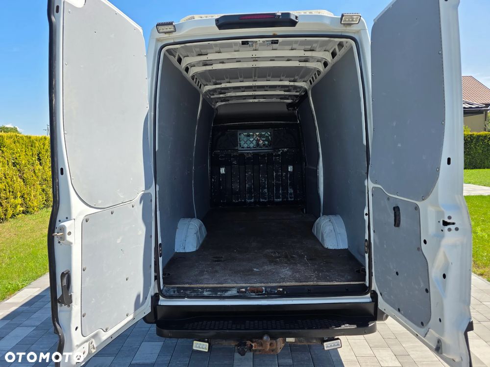 Iveco 35S15 - 12