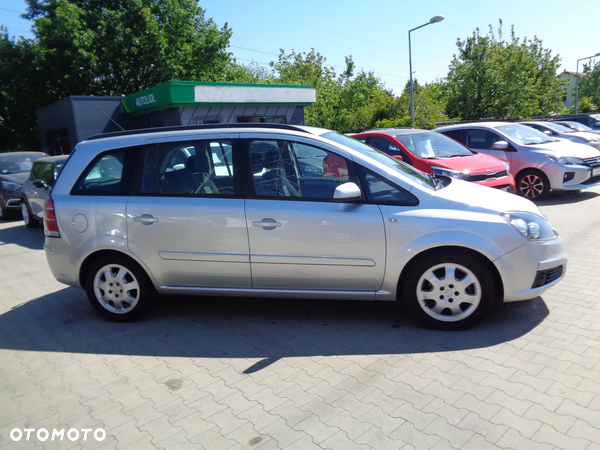 Opel Zafira 1.8 Essentia Easytronic