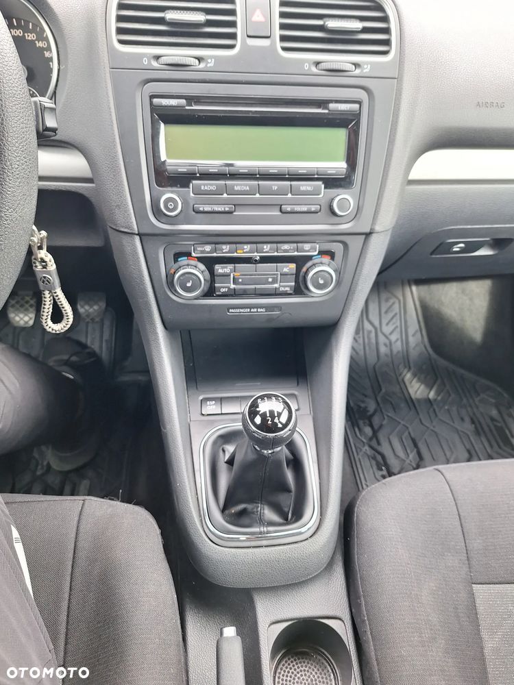 Volkswagen Golf 1.6 Highline - 12