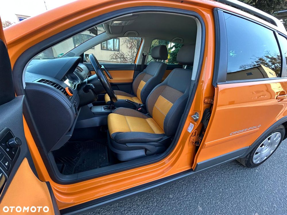 Volkswagen Polo Cross - 14