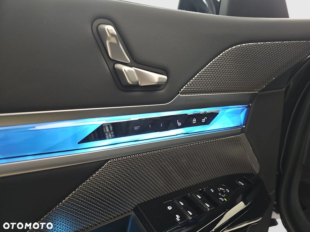 BMW Seria 7 - 12