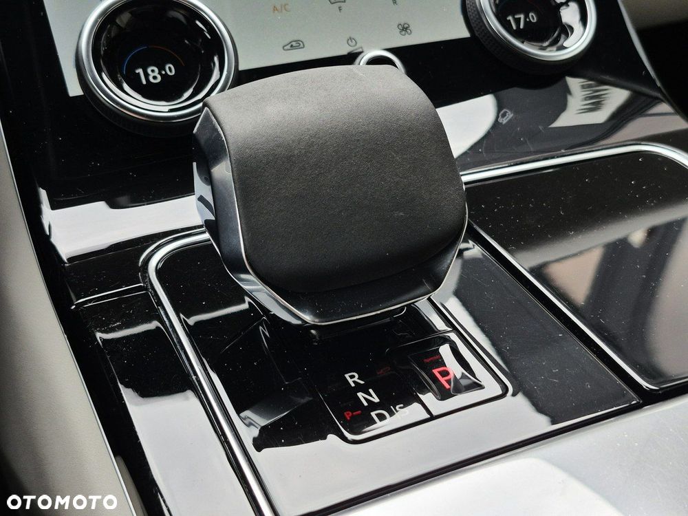 Land Rover Range Rover Velar 2.0 P250 R-Dynamic S - 35