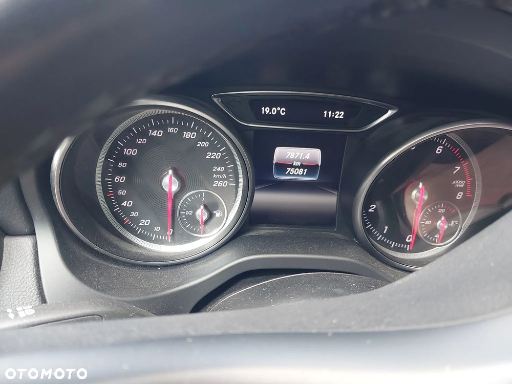 Mercedes-Benz CLA - 9