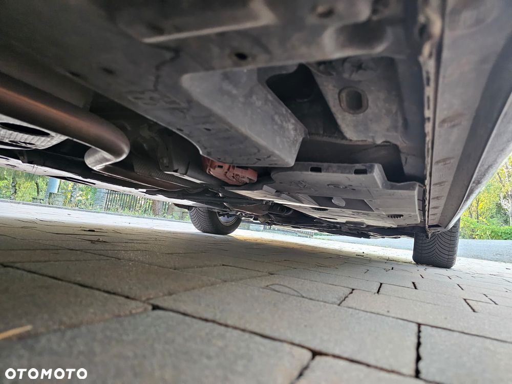 Toyota Auris - 23