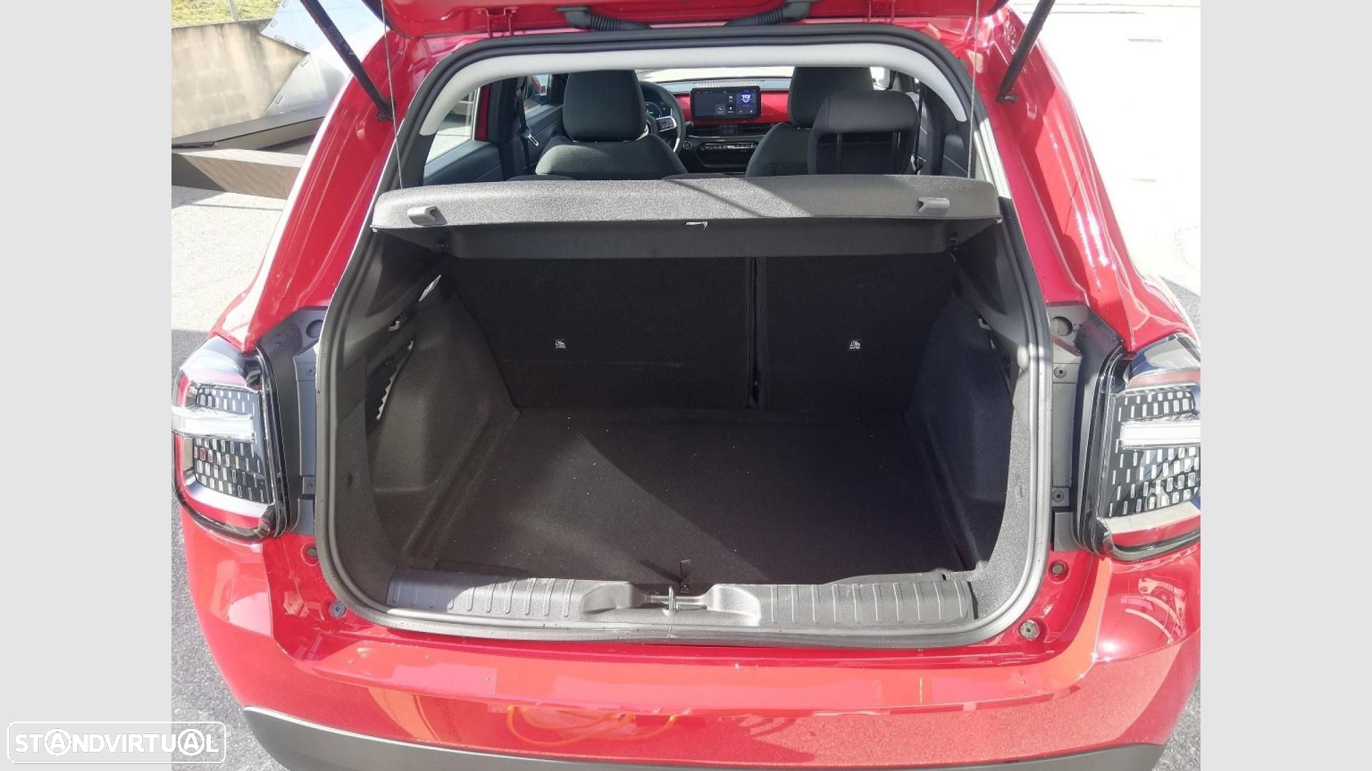 Fiat 600e 54 kWh (RED) - 18
