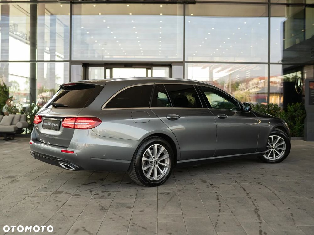 Mercedes-Benz Klasa E 200 d 9G-TRONIC Avantgarde - 3