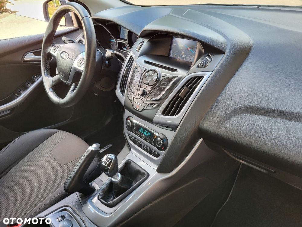 Ford Focus - 31