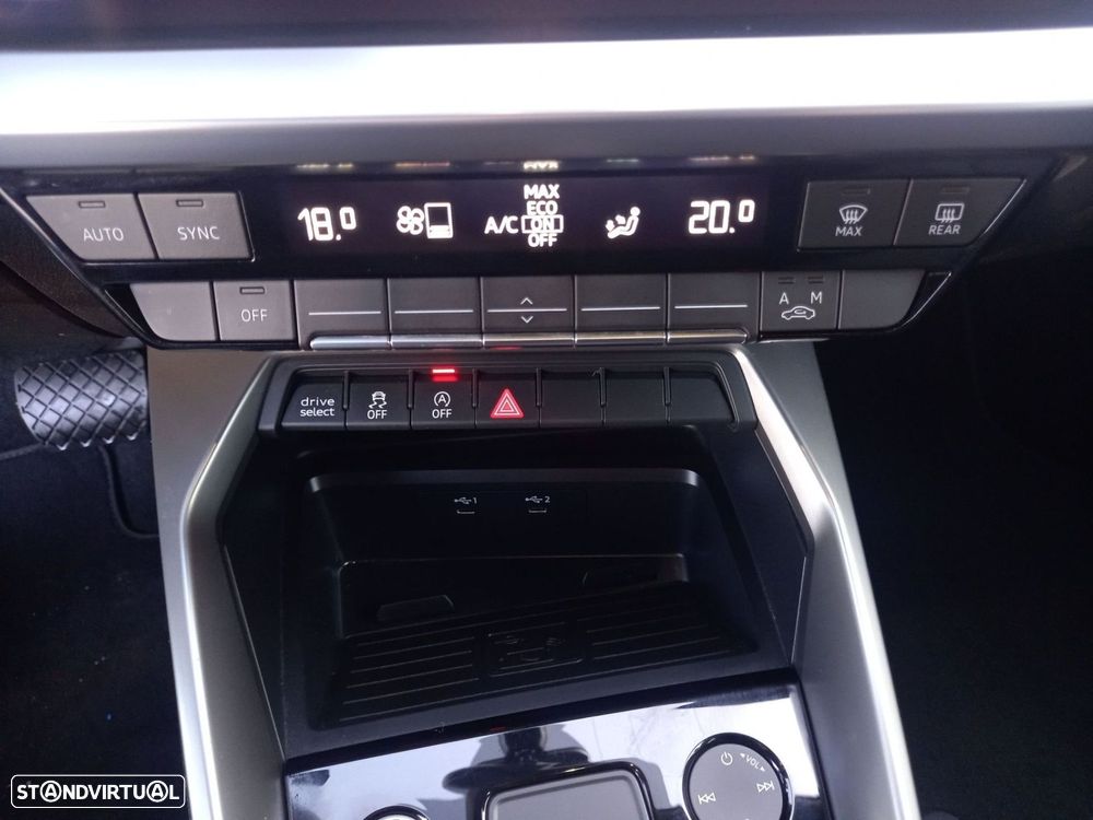 Audi A3 Limousine 30 TFSI S line S tronic - 16