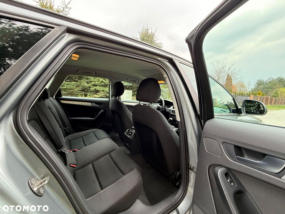 Audi A4 Avant 2.0 TDI DPF multitronic Ambiente - 25