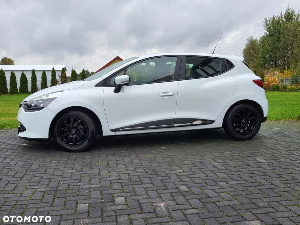 Renault Clio 1.2 16V 75 LIMITED - 4