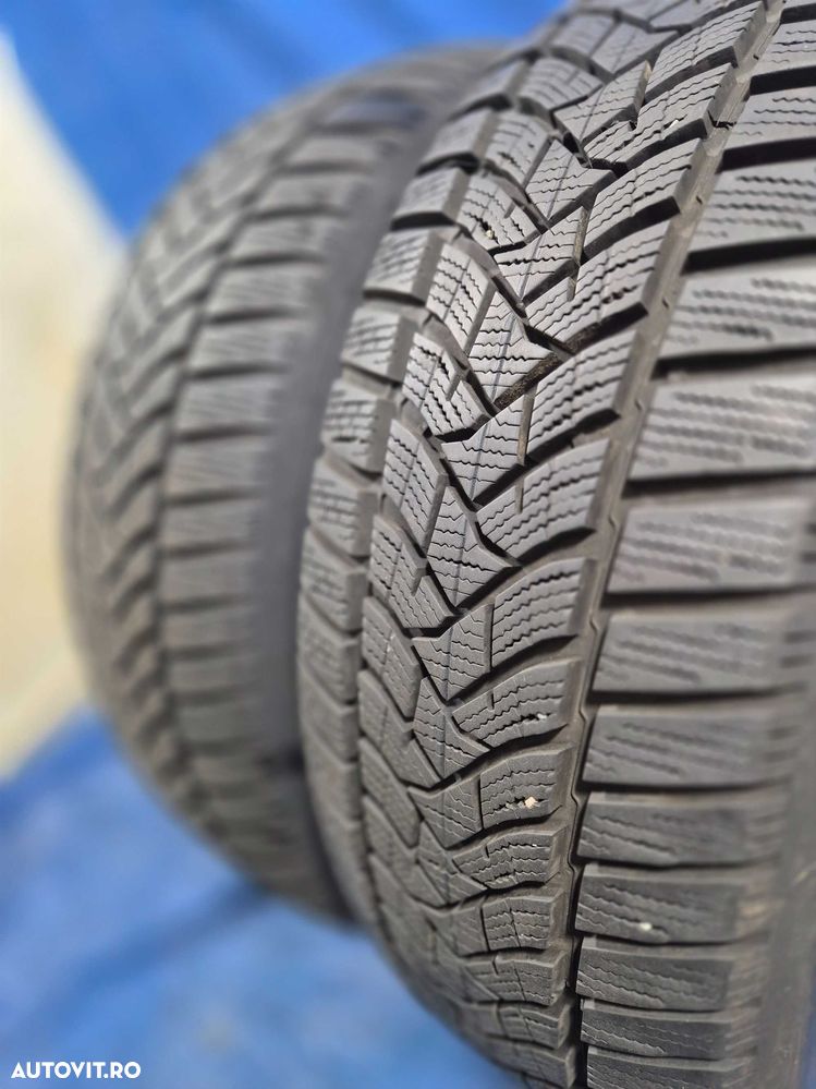 215/60/16  95H Dunlop - 3