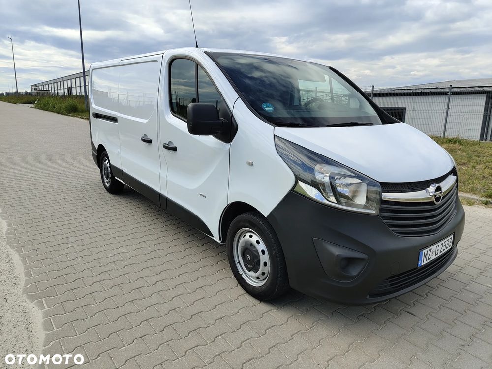 Opel Vivaro - 1
