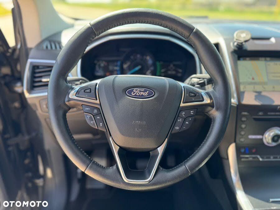 Ford Edge - 38