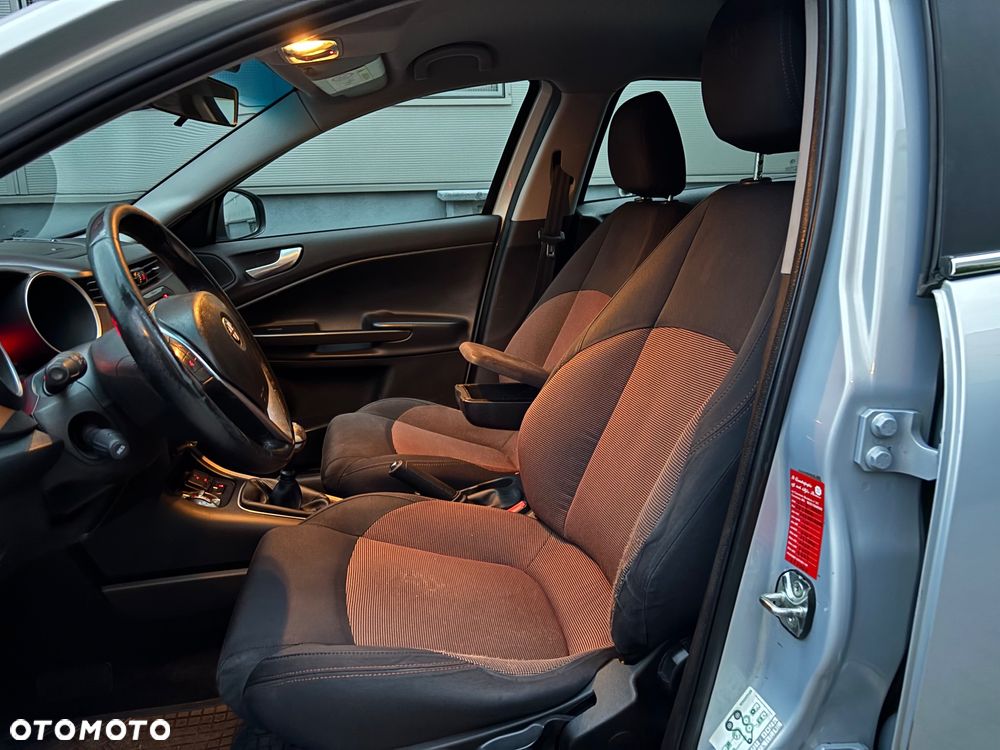 Alfa Romeo Giulietta 1.4 TB Distinctive - 18