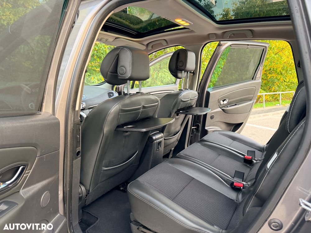 Renault Grand Scenic dCi 110 EDC Bose Edition - 13