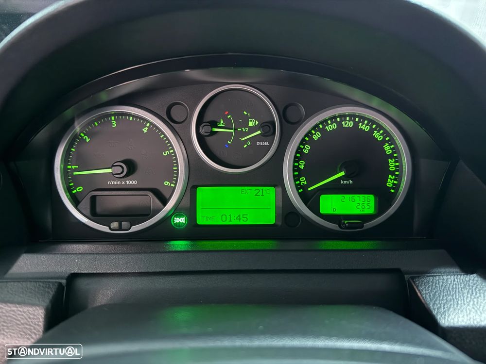 Land Rover Discovery 2.7 TD V6 HSE Auto. - 14