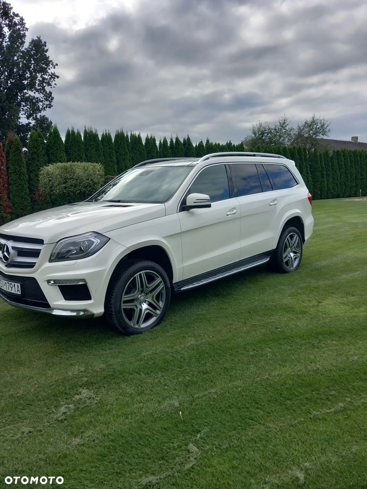 Mercedes-Benz GL 350 BlueTec 4-Matic - 1