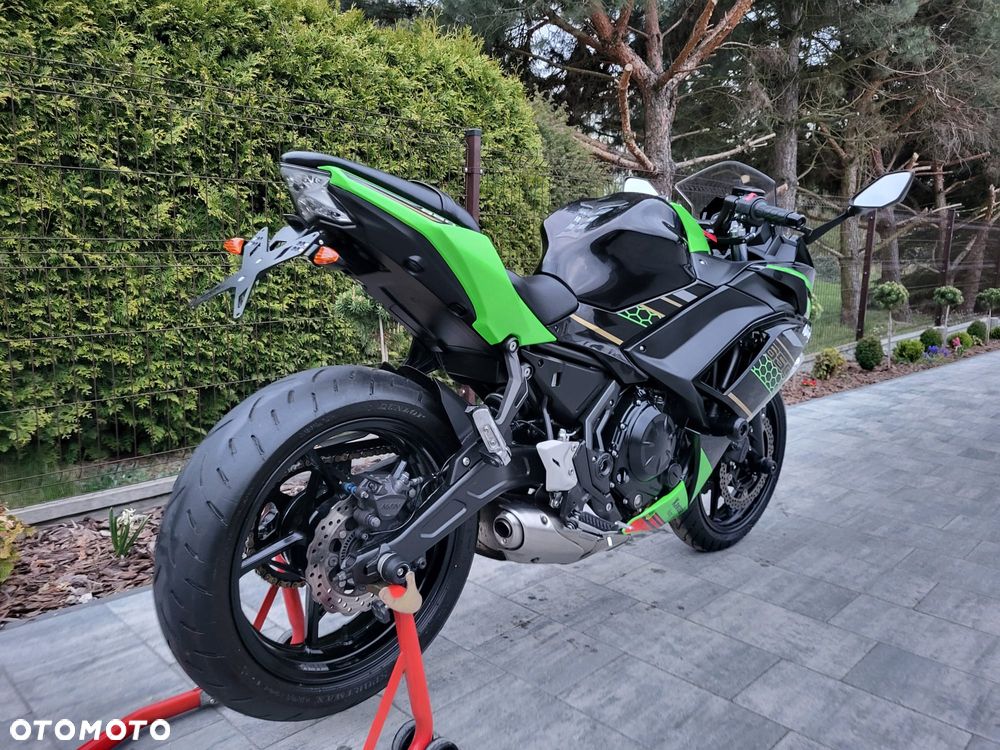 Kawasaki Ninja - 7