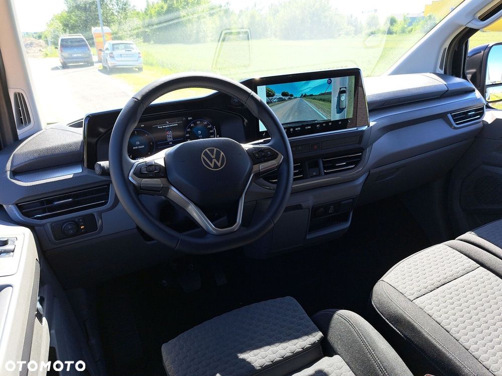 Volkswagen Caravelle - 16