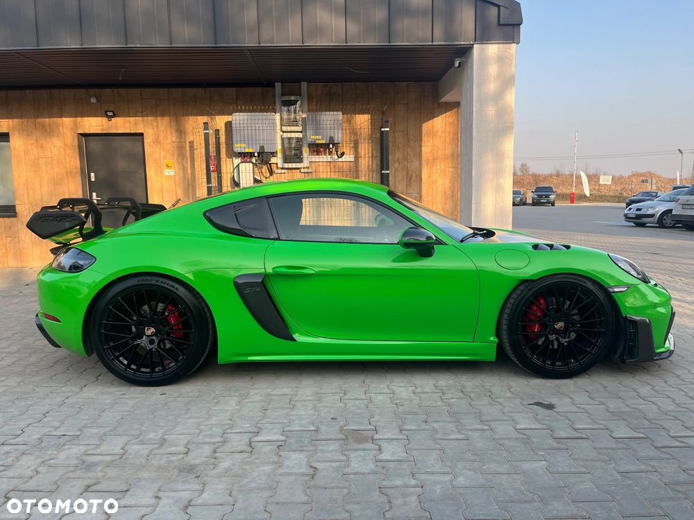 Porsche 718 Cayman - 14