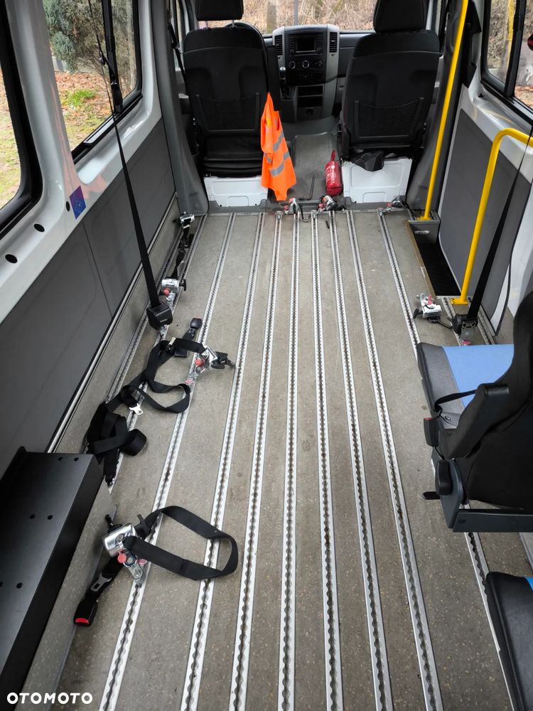 Mercedes-Benz Sprinter 906.211 7G-TRONIC Plus - 11