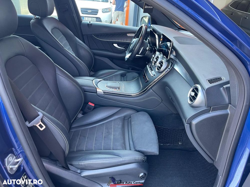 Mercedes-Benz GLC 300 d 4Matic 9G-TRONIC AMG Line - 14