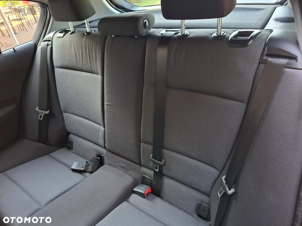 BMW Seria 1 118i - 8