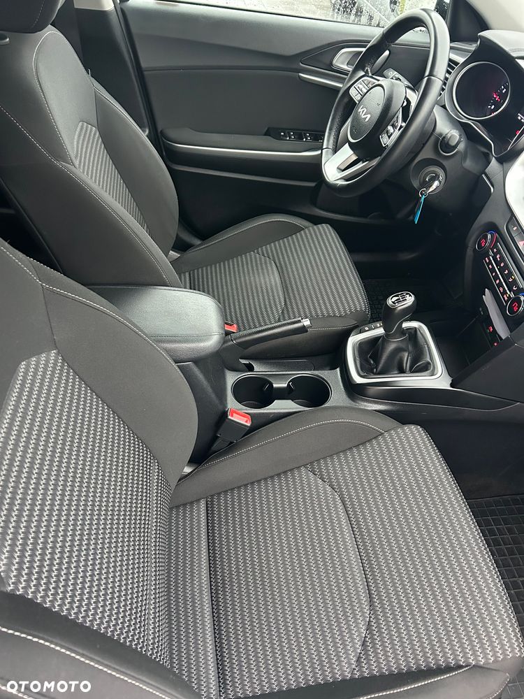 Kia Ceed 1.0 T-GDI L Business Line - 13