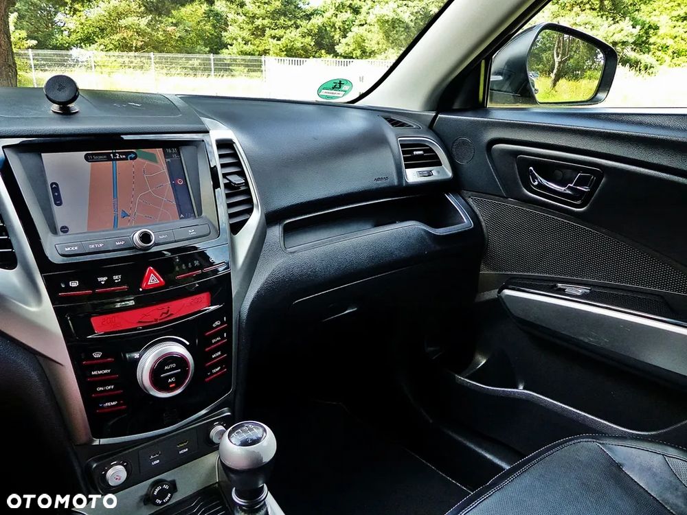 SsangYong/KGM Tivoli e-XDi 160 4WD Sapphire - 34