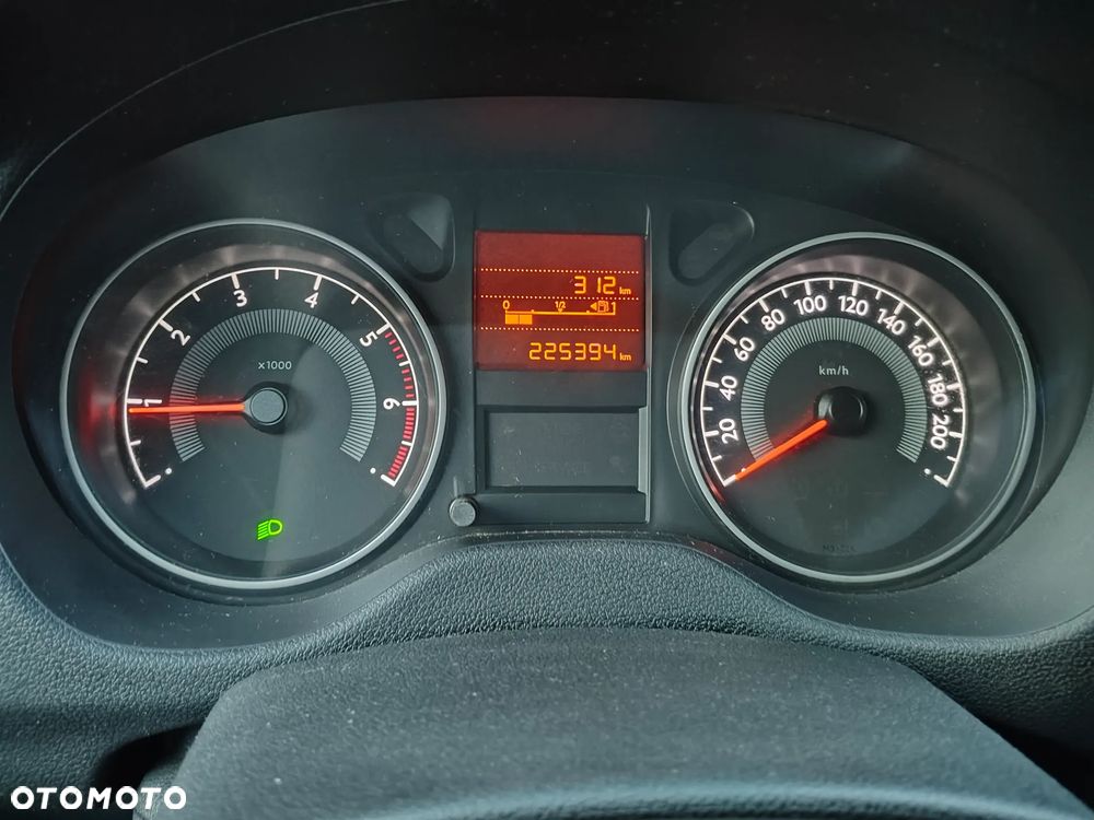 Peugeot 301 1.6 VTi Active - 5