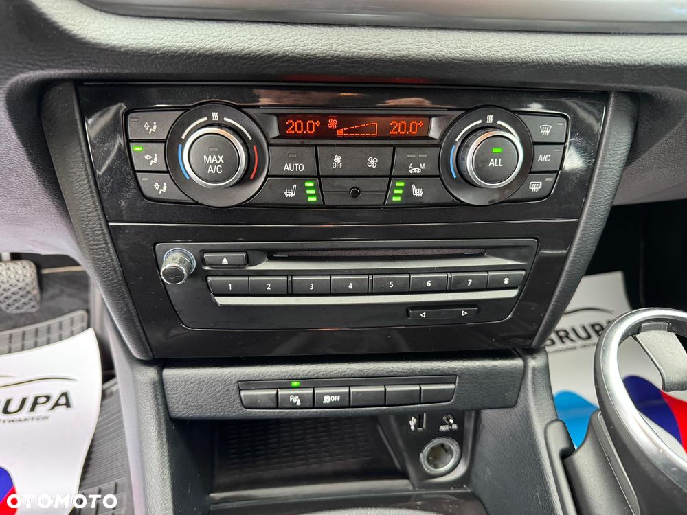 BMW X1 sDrive18i xLine - 27