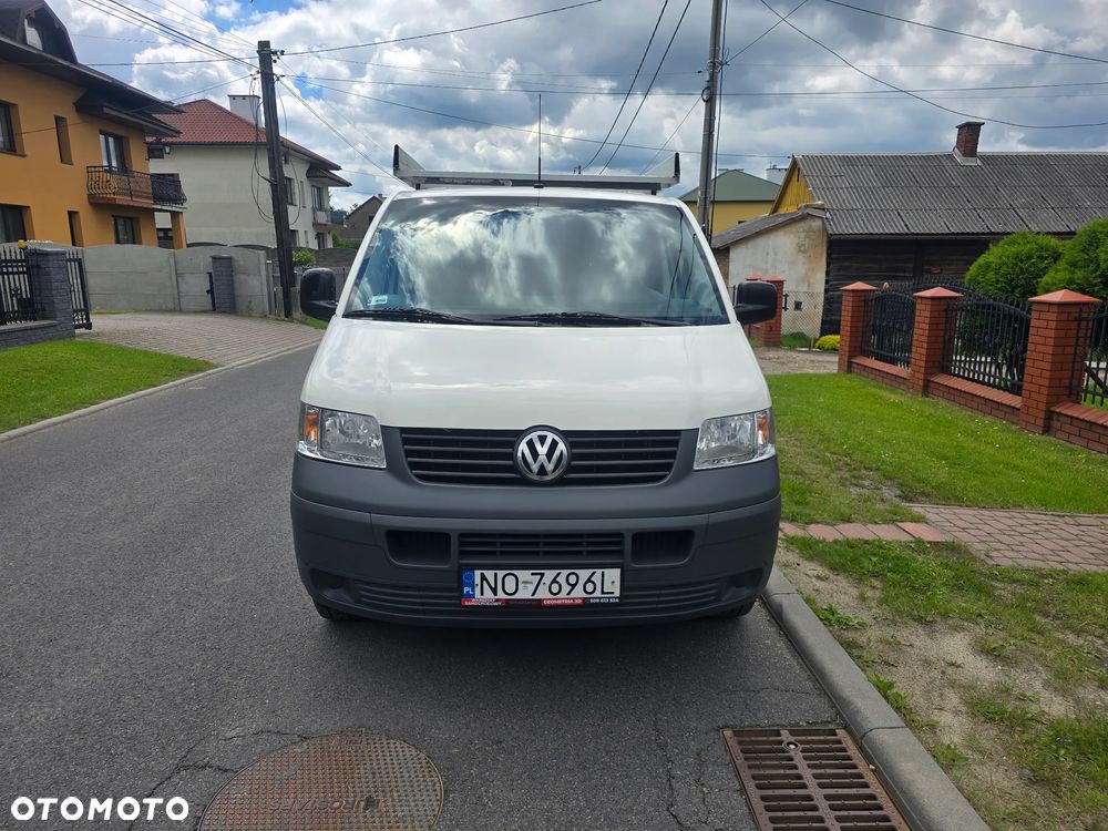 Volkswagen Transporter - 2