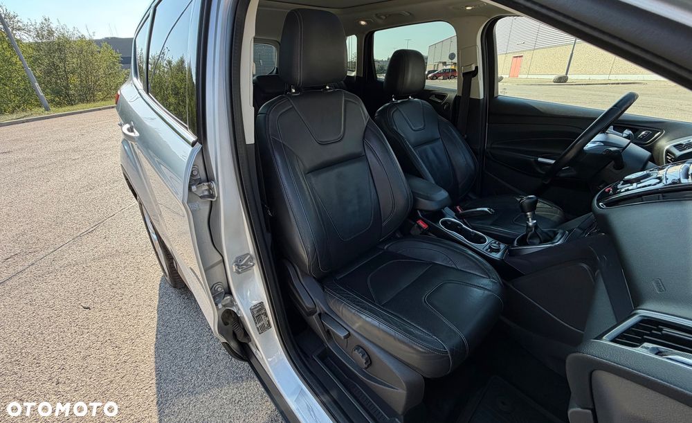 Ford Kuga 2.0 TDCi 4WD Titanium - 19