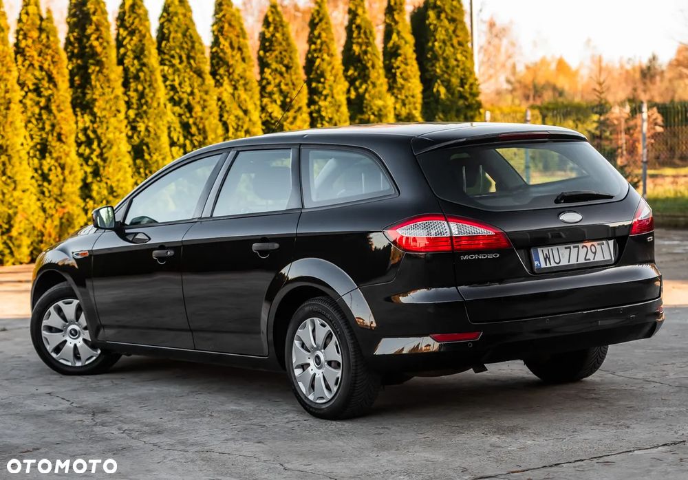Ford Mondeo 2.0 TDCi Ambiente - 9