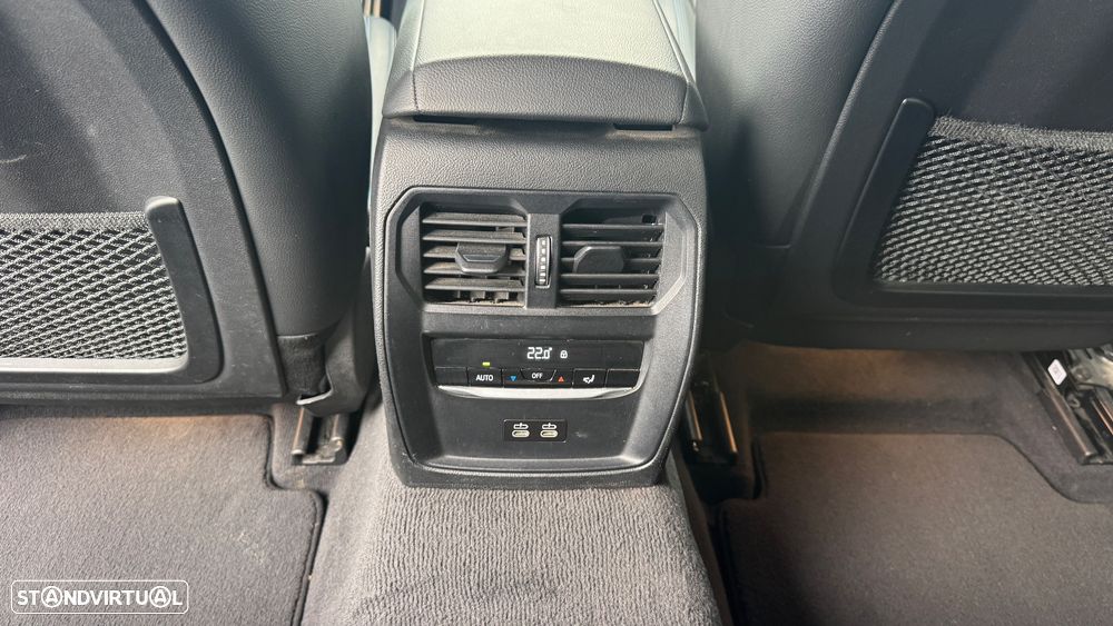 BMW 320 e Pack Desportivo M Auto - 19