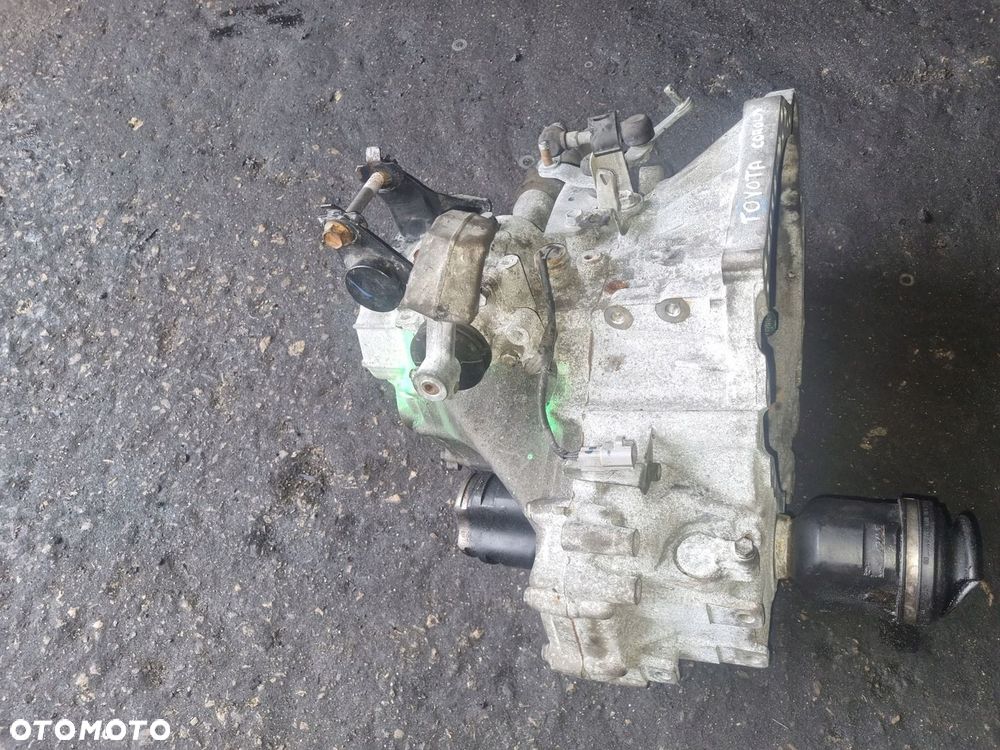Skrzynia biegów Toyota Corolla E12 1.4 VVTI 01-07r - 3