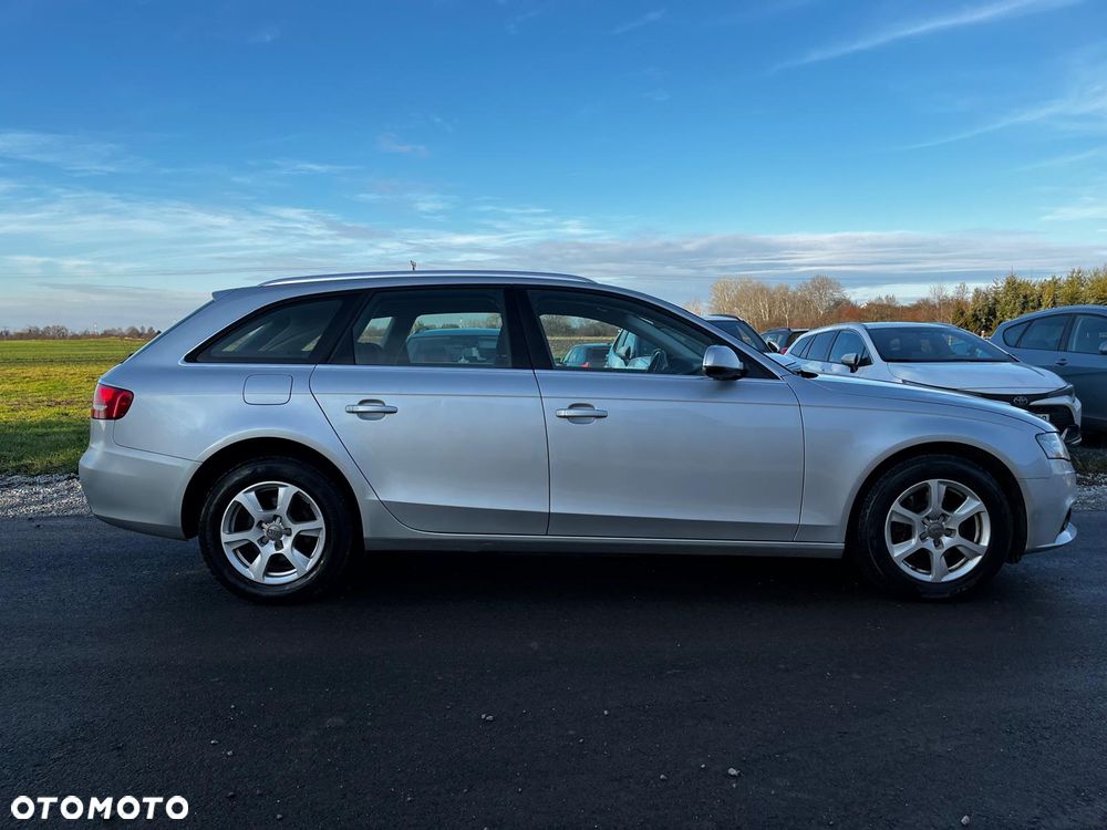 Audi A4 Avant - 16