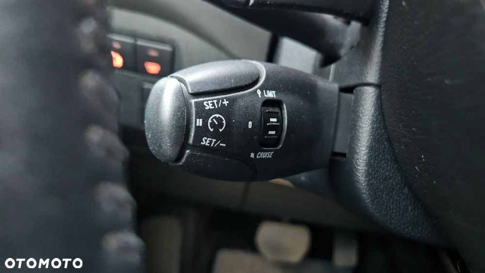 Citroën Berlingo e-HDi 90 FAP EGS6 Multispace Exclusive - 39