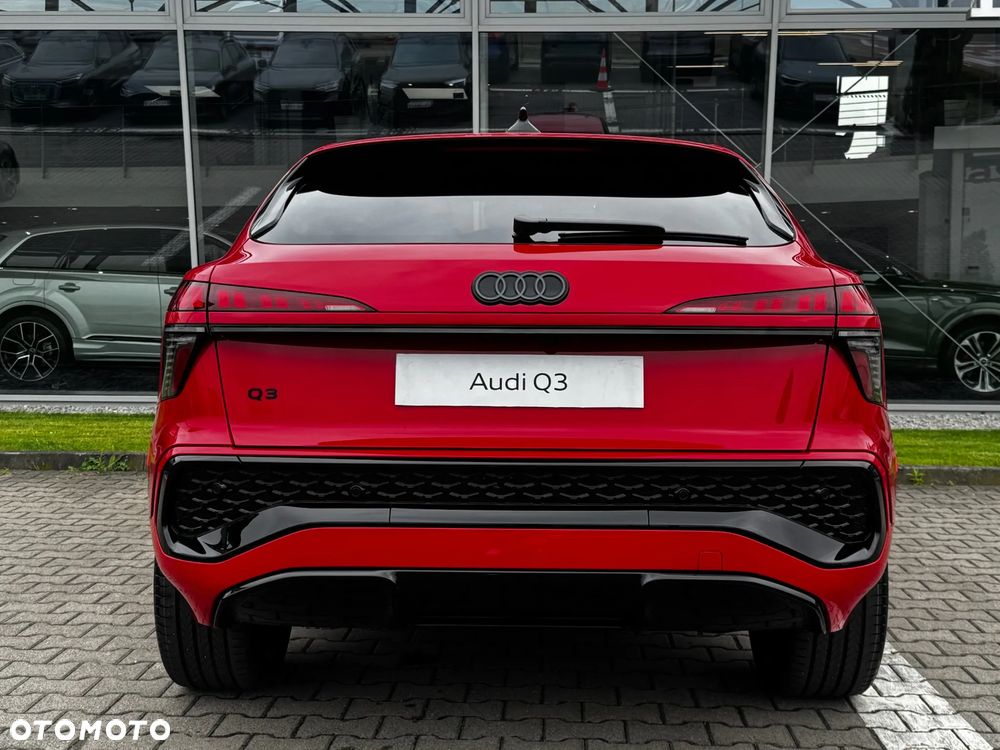 Audi Q3 TFSI mHEV 110 kW S tronic - 8